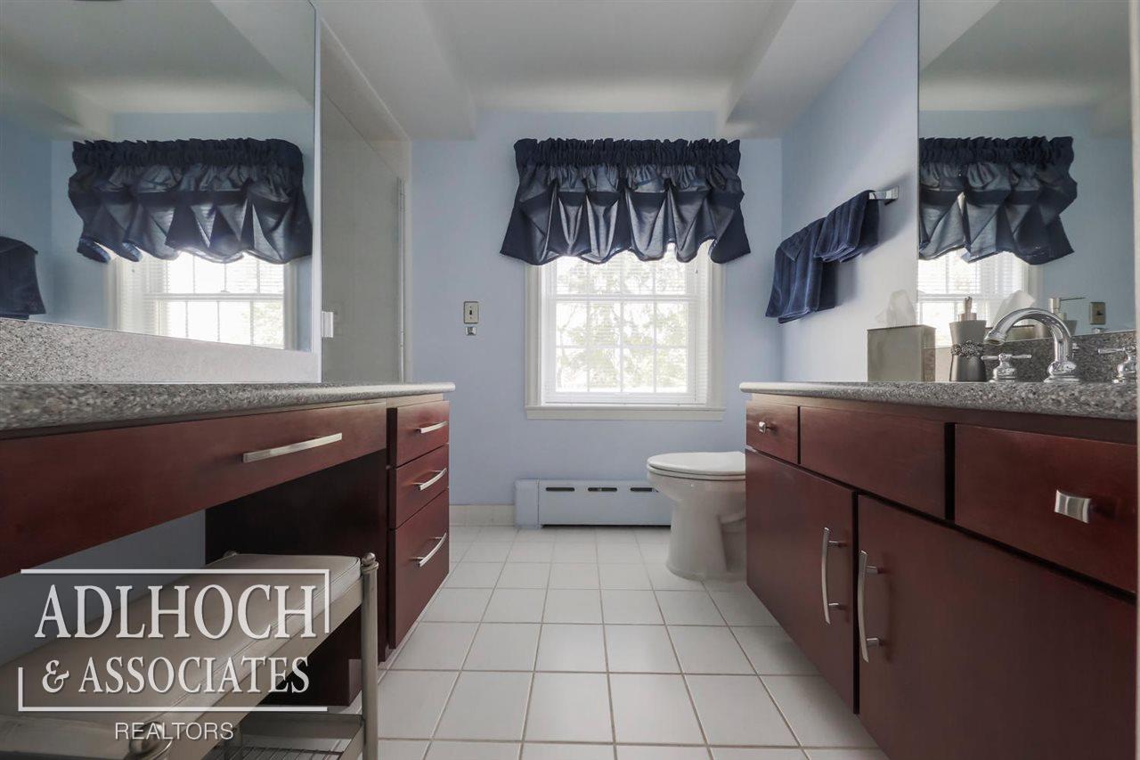 207 Ridge Road Grosse Pointe Farms, MI 48236 - Photo 21 of 28