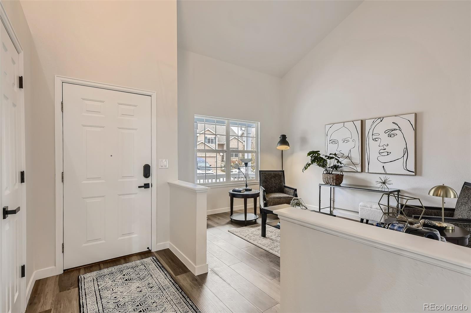 9765 Bucknell Way Highlands Ranch, CO 80129 - Photo 5 of 38 Gallery Image 5