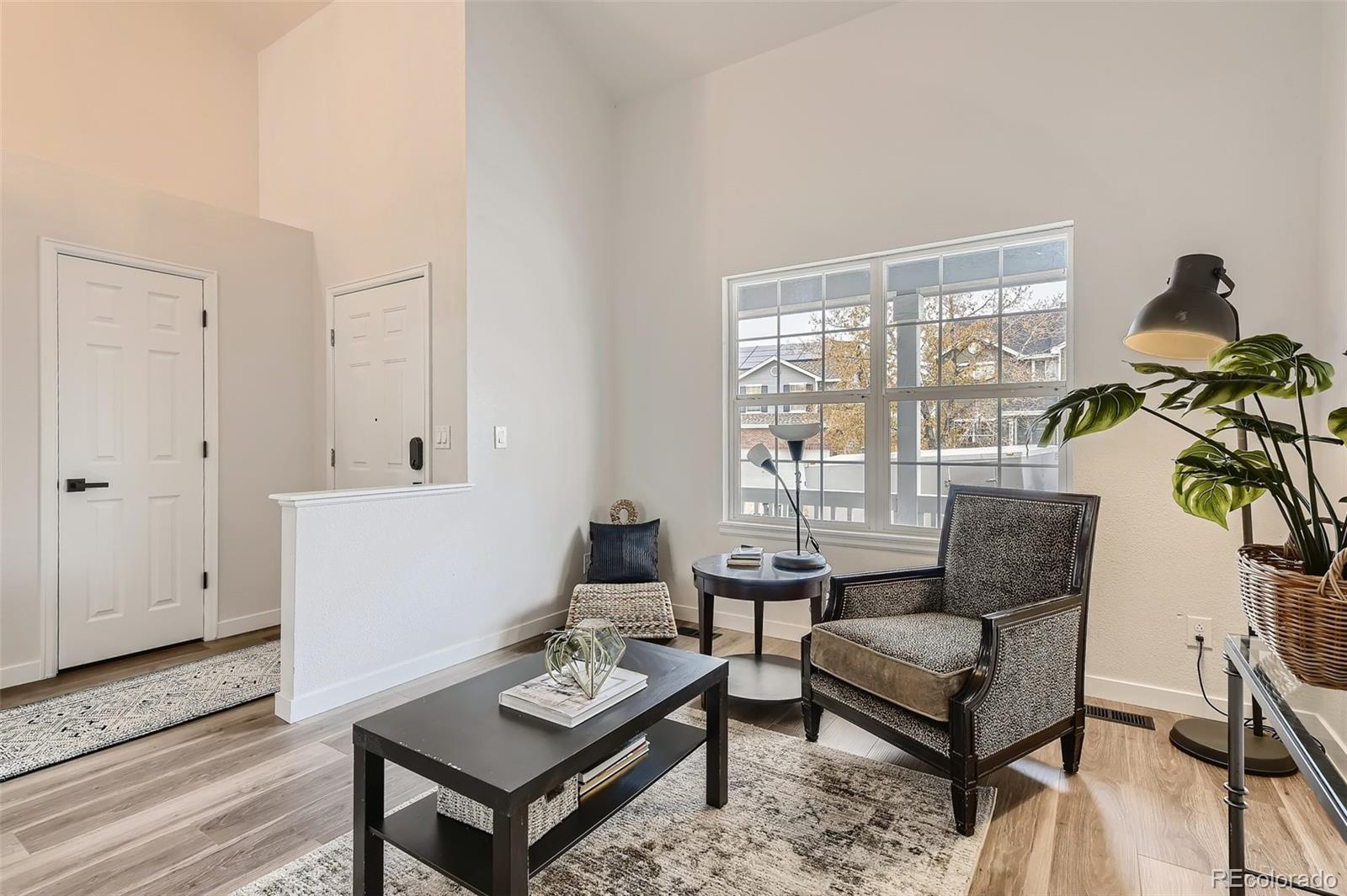 9765 Bucknell Way Highlands Ranch, CO 80129 - Photo 6 of 38 Gallery Image 6