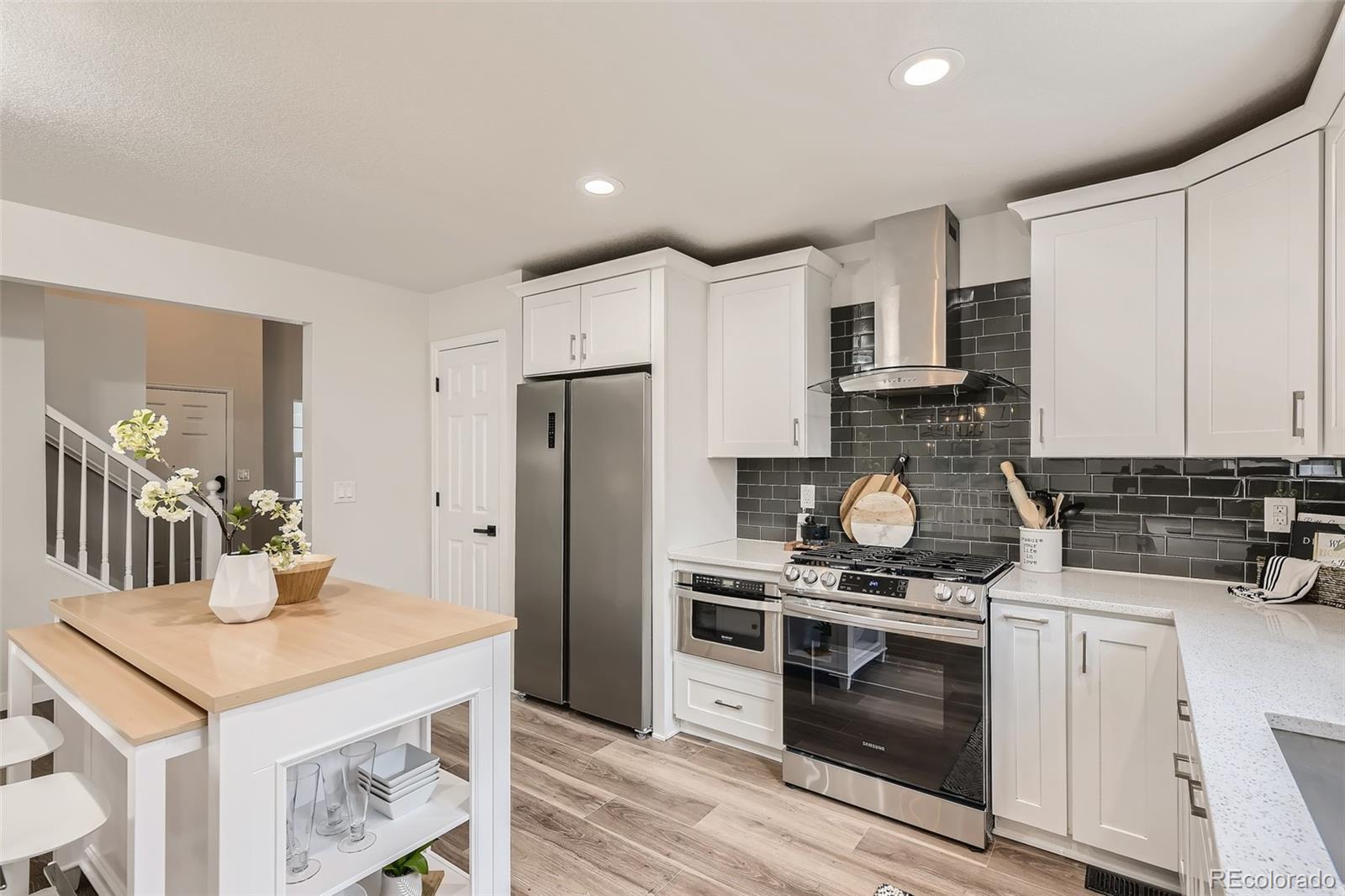 9765 Bucknell Way Highlands Ranch, CO 80129 - Photo 10 of 38 Gallery Image 10