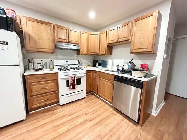 $5,000 | 92 Hammond Street, Unit 5, Boston, MA 02120