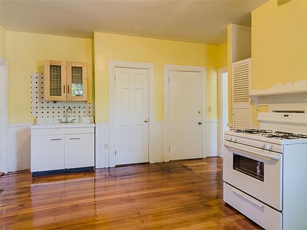 6 Rice Street Brookline, MA 02445 - Photo 11 of 20 Gallery Image 11