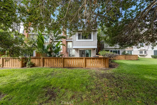 $899,800 | 6597 East Camino Vista, Unit 2, Anaheim Hills, CA 92807