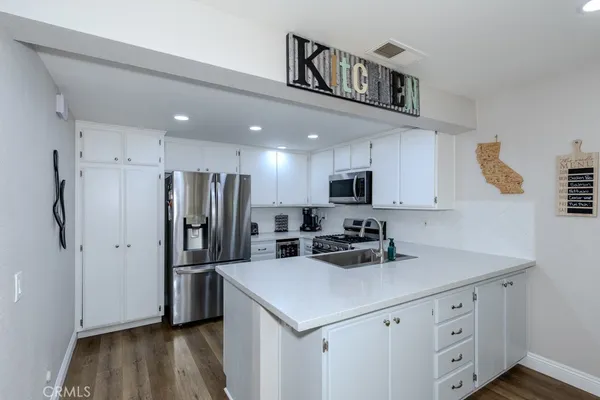 $899,800 | 6597 East Camino Vista, Unit 2, Anaheim Hills, CA 92807