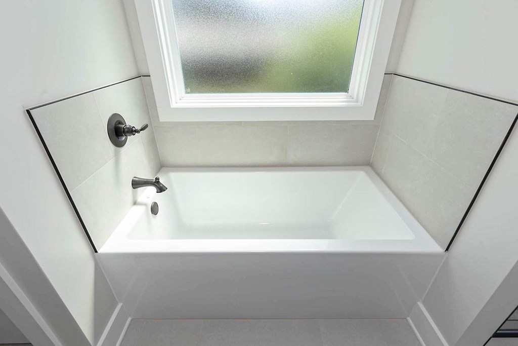 5318 Lakeshore Road Columbus, GA 31907 - Photo 3 of 27