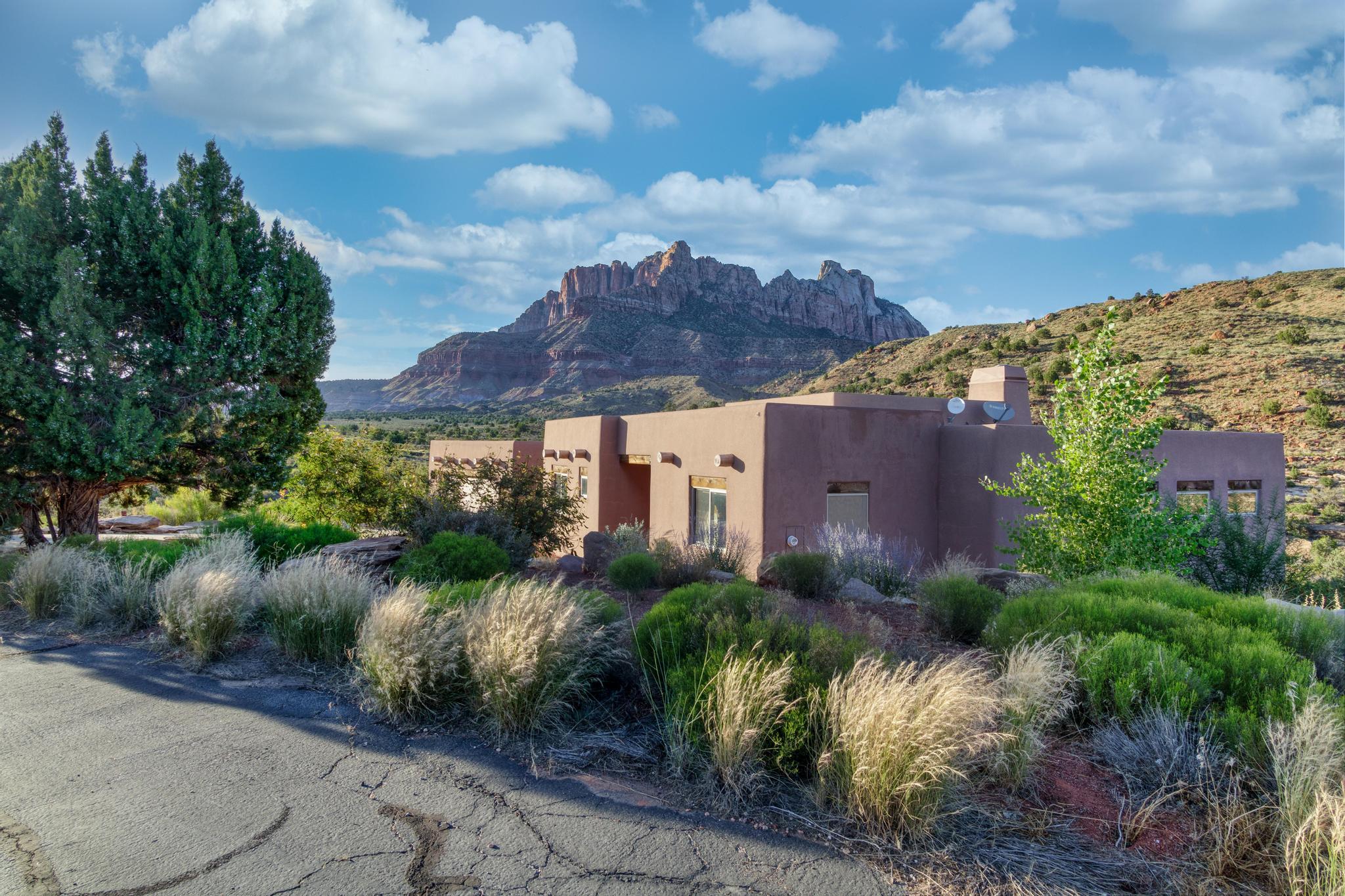 2907 Zuni Circle Springdale, UT 84767 - Photo 79 of 99 "Protected Views. End-of-Cul-de-Sac Privacy. Minutes from Zion NP."