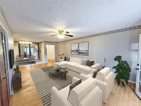 $114,500 | 2700 Bellefontaine, Unit B8, Houston, TX 77025