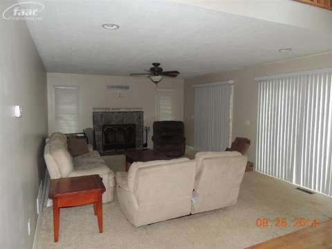 3264 West Road Millington, MI 48746 - Photo 4 of 37 20360796-3.JPG