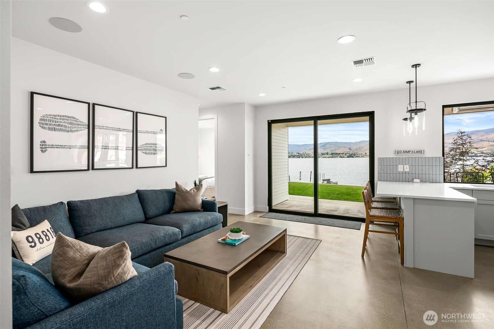 3212 South Lakeshore Road Chelan, WA 98816 - Photo 25 of 40