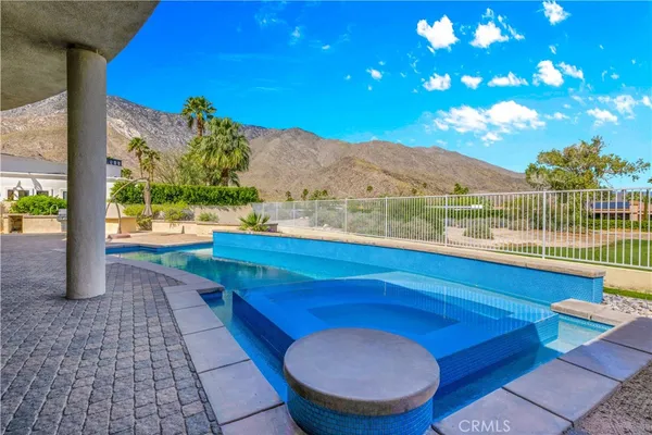$3,638,600 | 542 Bella Cara Way, Palm Springs, CA 92264