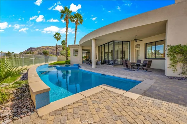 $3,638,600 | 542 Bella Cara Way, Palm Springs, CA 92264