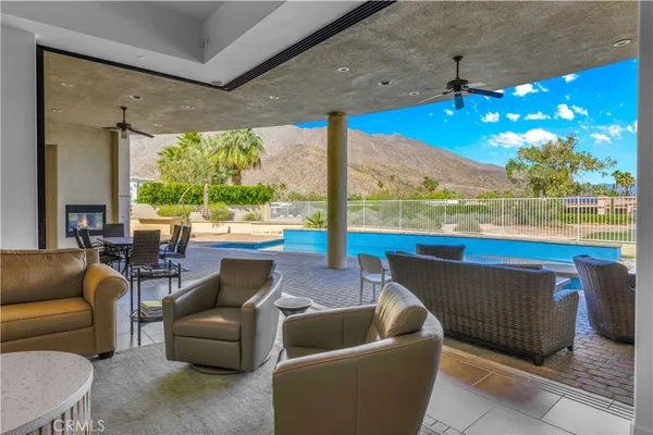 $3,638,600 | 542 Bella Cara Way, Palm Springs, CA 92264