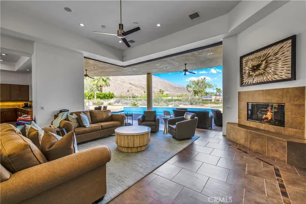 $3,638,600 | 542 Bella Cara Way, Palm Springs, CA 92264