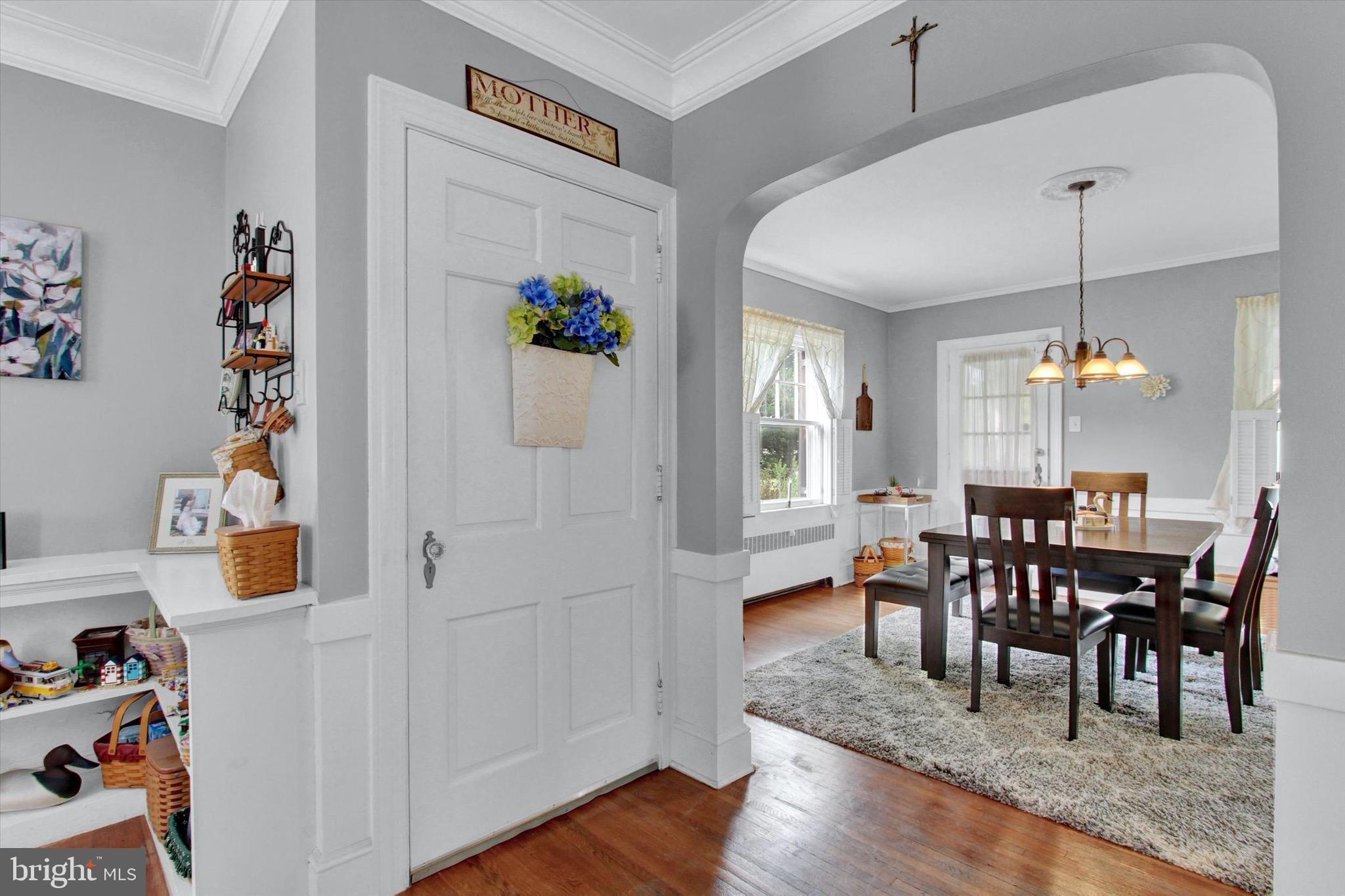 35 Rathton Road York, PA 17403 - Photo 3 of 24