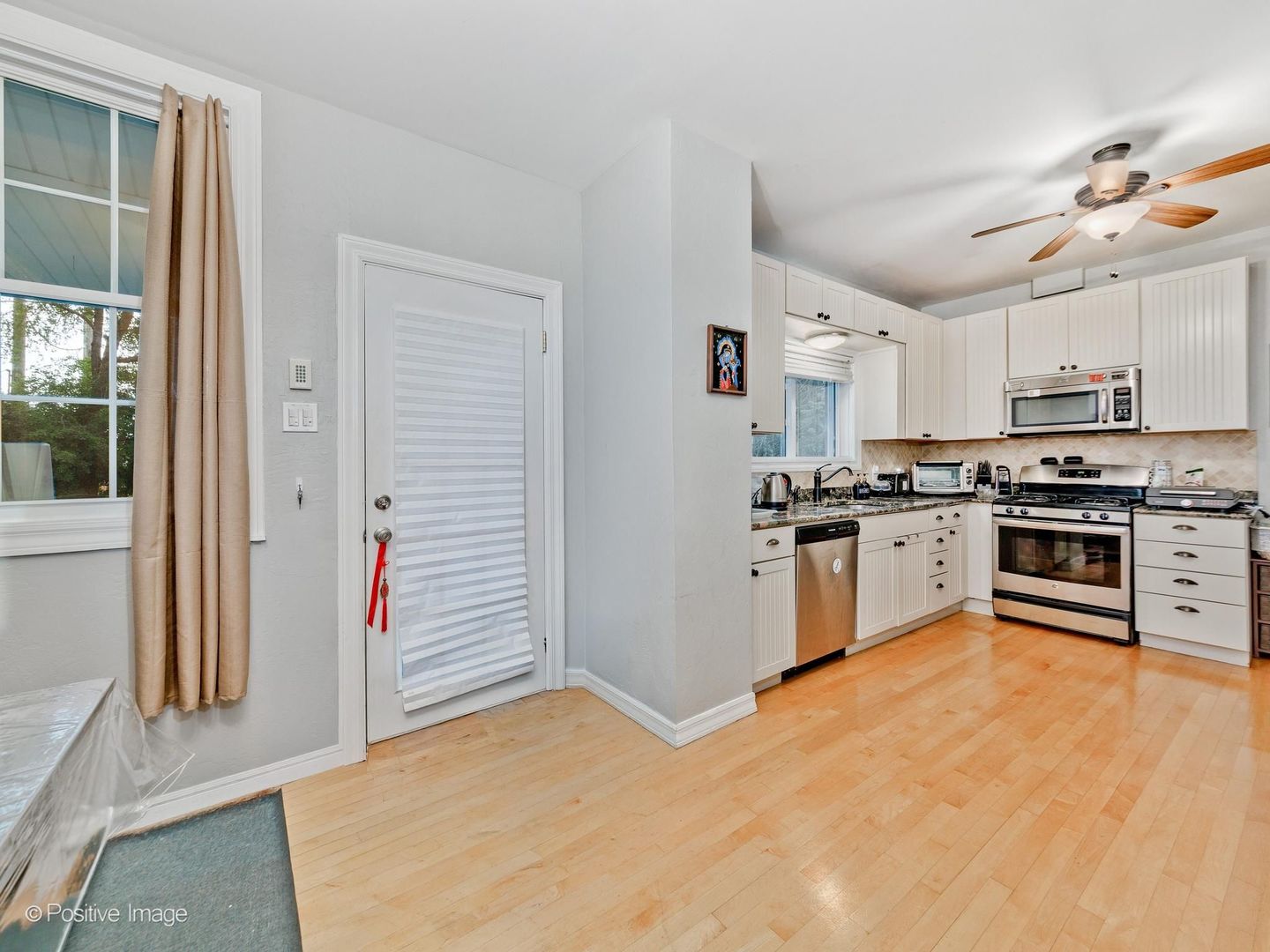 36 Touhy Avenue Park Ridge, IL 60068 - Photo 8 of 21