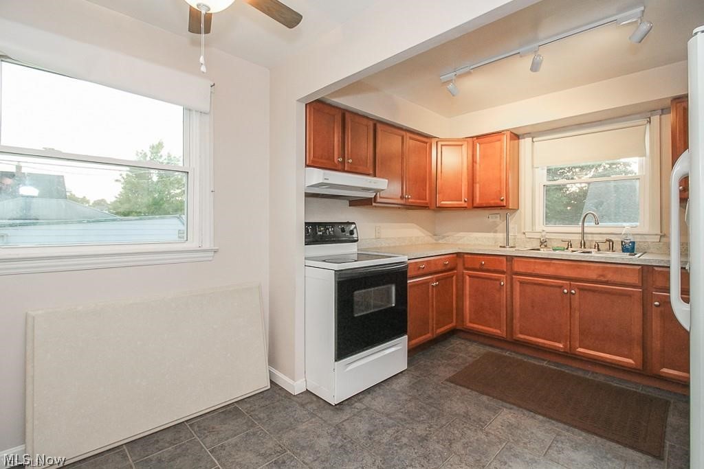 6615 Ridgewood Avenue Parma, OH 44129 - Photo 13 of 22 Gallery Image 13
