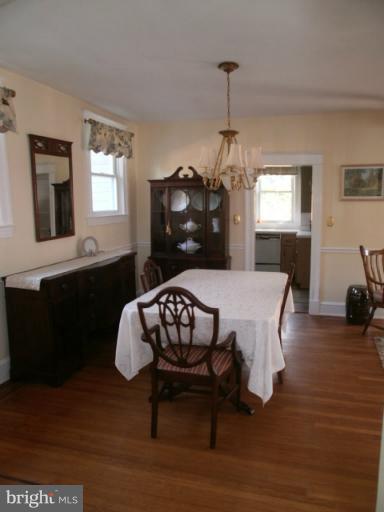 800 Overbrook Road Baltimore, MD 21239 - Photo 11 of 27 Dining Room