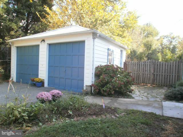 800 Overbrook Road Baltimore, MD 21239 - Photo 27 of 27 Exterior (Rear)