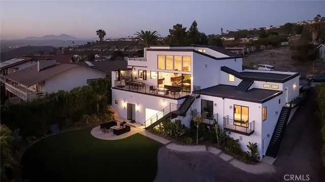 $4,595,000 | 152 El Levante, San Clemente, CA 92672