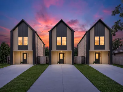 $279,900 | 8027 Betty Boop Street, Houston, TX 77028