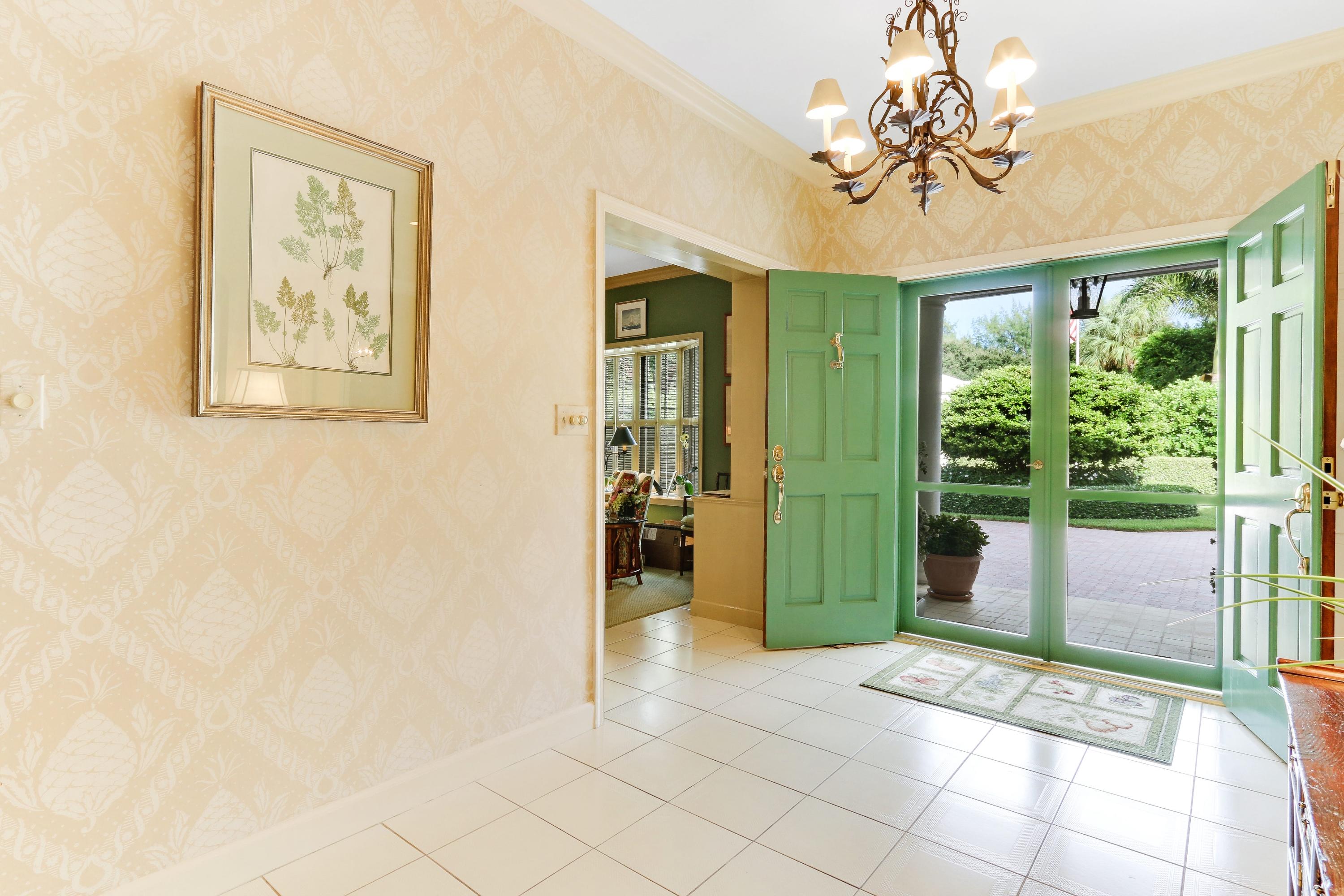 2910 Gulf Stream Road Gulf Stream, FL 33483 - Photo 10 of 41 Entry