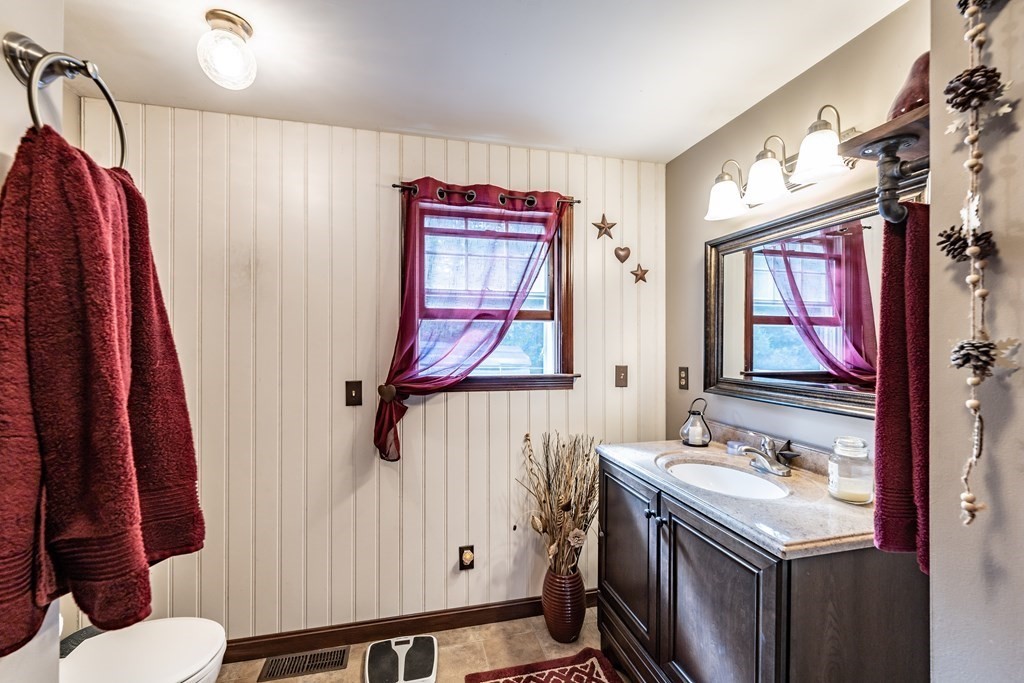 101 Malboeuf Road Ware, MA 01082 - Photo 13 of 32