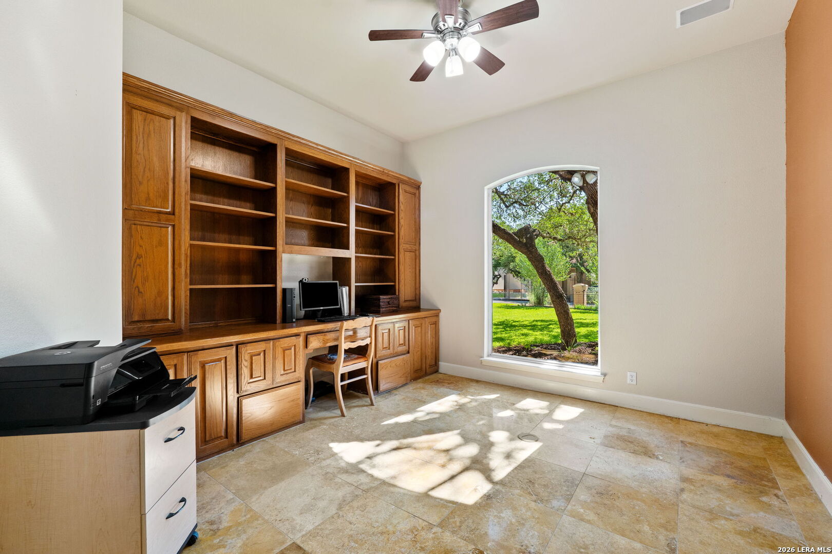 29627 Fairview Place Fair Oaks Ranch, TX 78015 - Photo 5 of 35