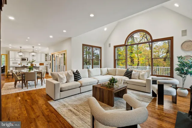 $2,095,000 | 484 King Of Prussia Road, Wayne, PA 19087