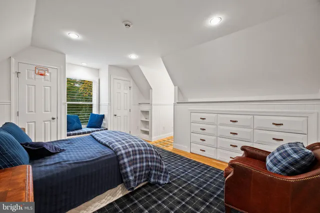 $2,095,000 | 484 King Of Prussia Road, Wayne, PA 19087