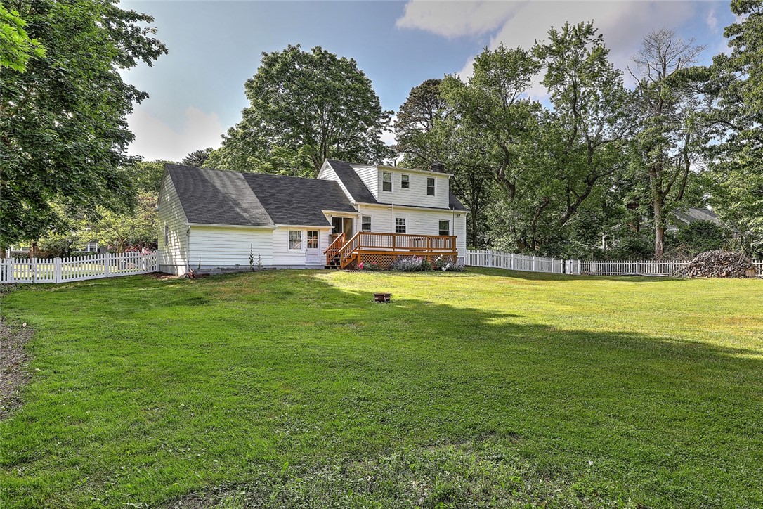 409 New Meadow Road Barrington, RI 02806 - Photo 3 of 31 Gallery Image 3