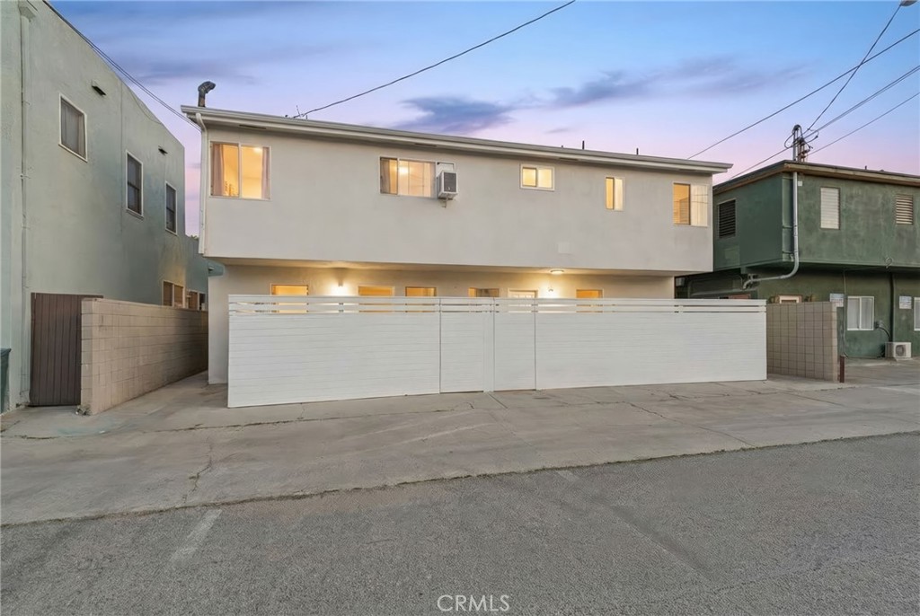 3020 East 3rd Street Long Beach, CA 90814 - Photo 5 of 63