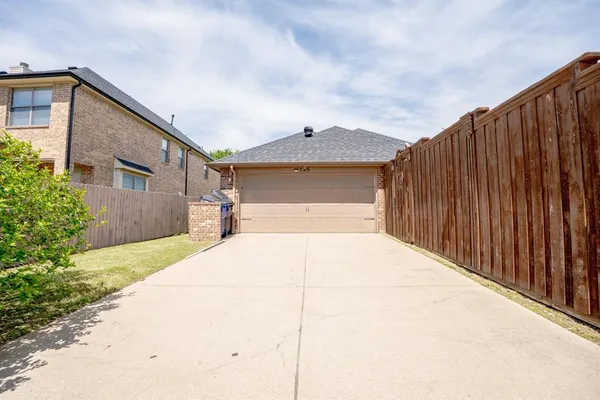 $485,000 | 795 Seymour Drive, Frisco, TX 75033