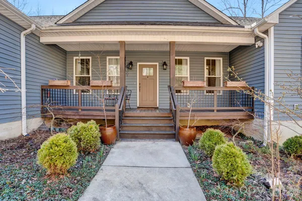 $445,000 | 3327 Greenville Highway, Flat Rock, NC 28731