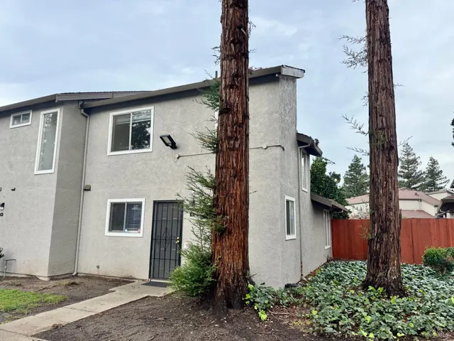 $179,000 | 1970 Grande Circle, Unit 9, Fairfield, CA 94533
