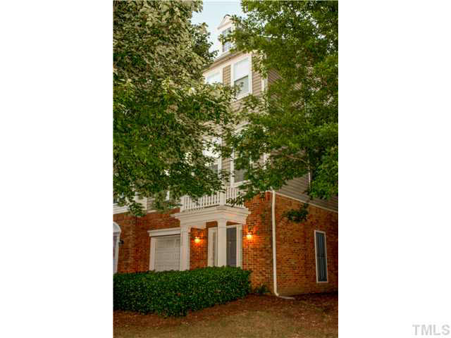 7220 Janston Drive Raleigh, NC 27613 - Photo 1 of 20 Well Maintained 3-Story End Unit