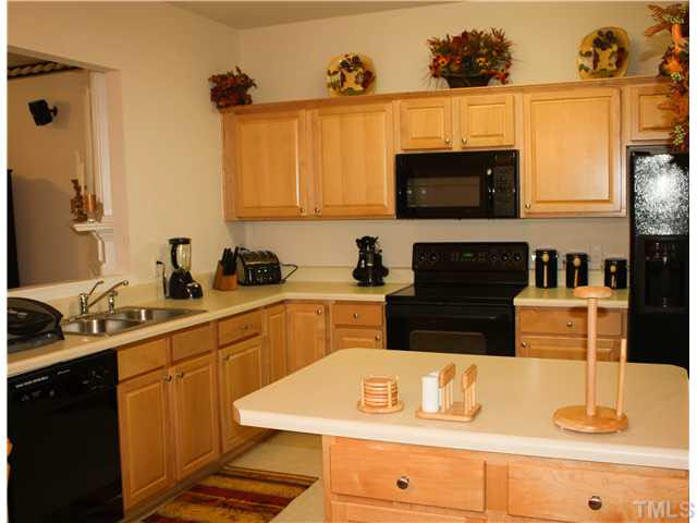 7220 Janston Drive Raleigh, NC 27613 - Photo 5 of 20 Gallery Image 5