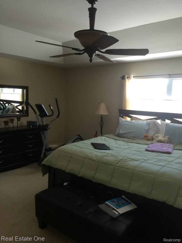 3687 Connors Drive Rochester, MI 48307 - Photo 28 of 30 IMG_0177.jpg