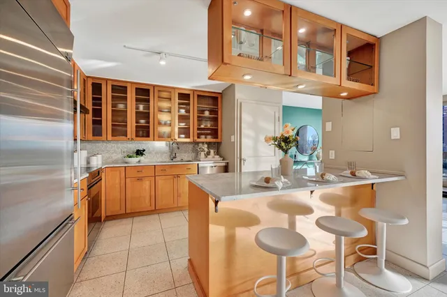 $495,000 | 4100 North Charles Street, Unit 609, Baltimore, MD 21218