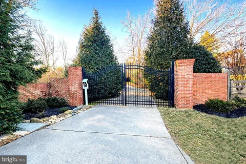 $1,175,000 | 14400 Jones Lane, Gaithersburg, MD 20878
