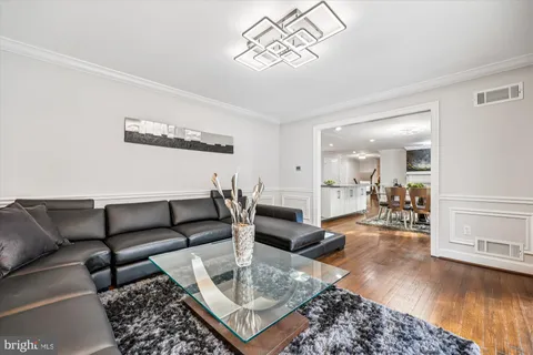 $1,175,000 | 14400 Jones Lane, Gaithersburg, MD 20878