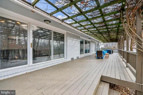 $1,175,000 | 14400 Jones Lane, Gaithersburg, MD 20878