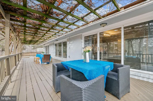 $1,175,000 | 14400 Jones Lane, Gaithersburg, MD 20878