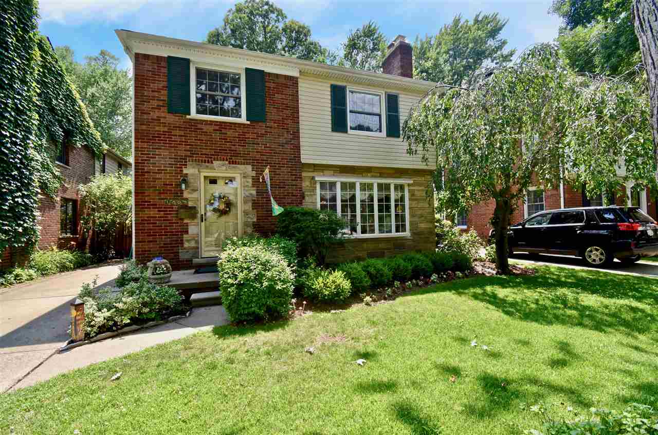 1805 Broadstone Road Grosse Pointe, MI 48236 - Photo 1 of 34 50017004.JPG