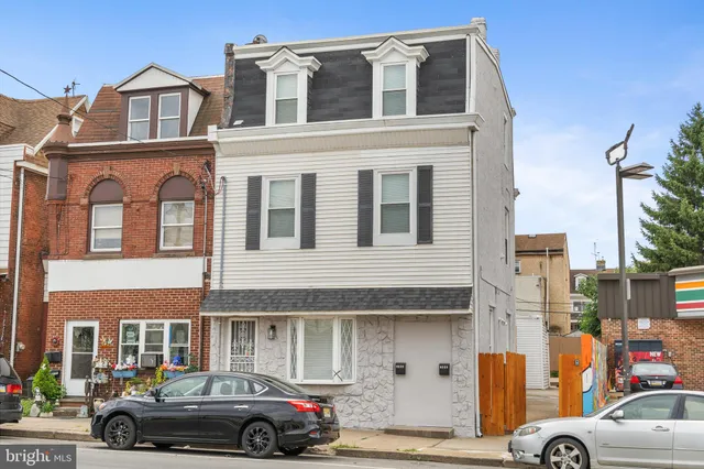 $1,850 | 2652 Bridge Street, Philadelphia, PA 19137