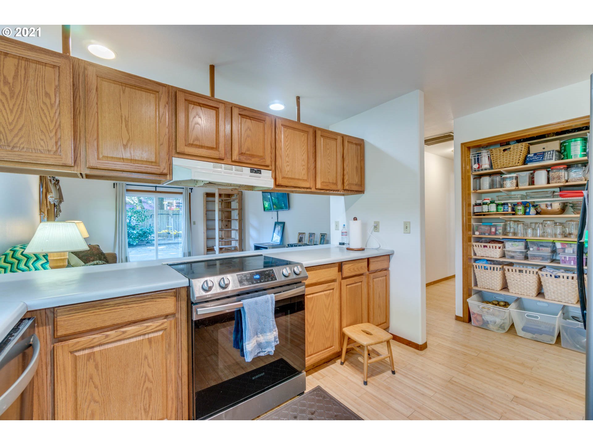65540 East Timberline Drive Rhododendron, OR 97049 - Photo 12 of 32