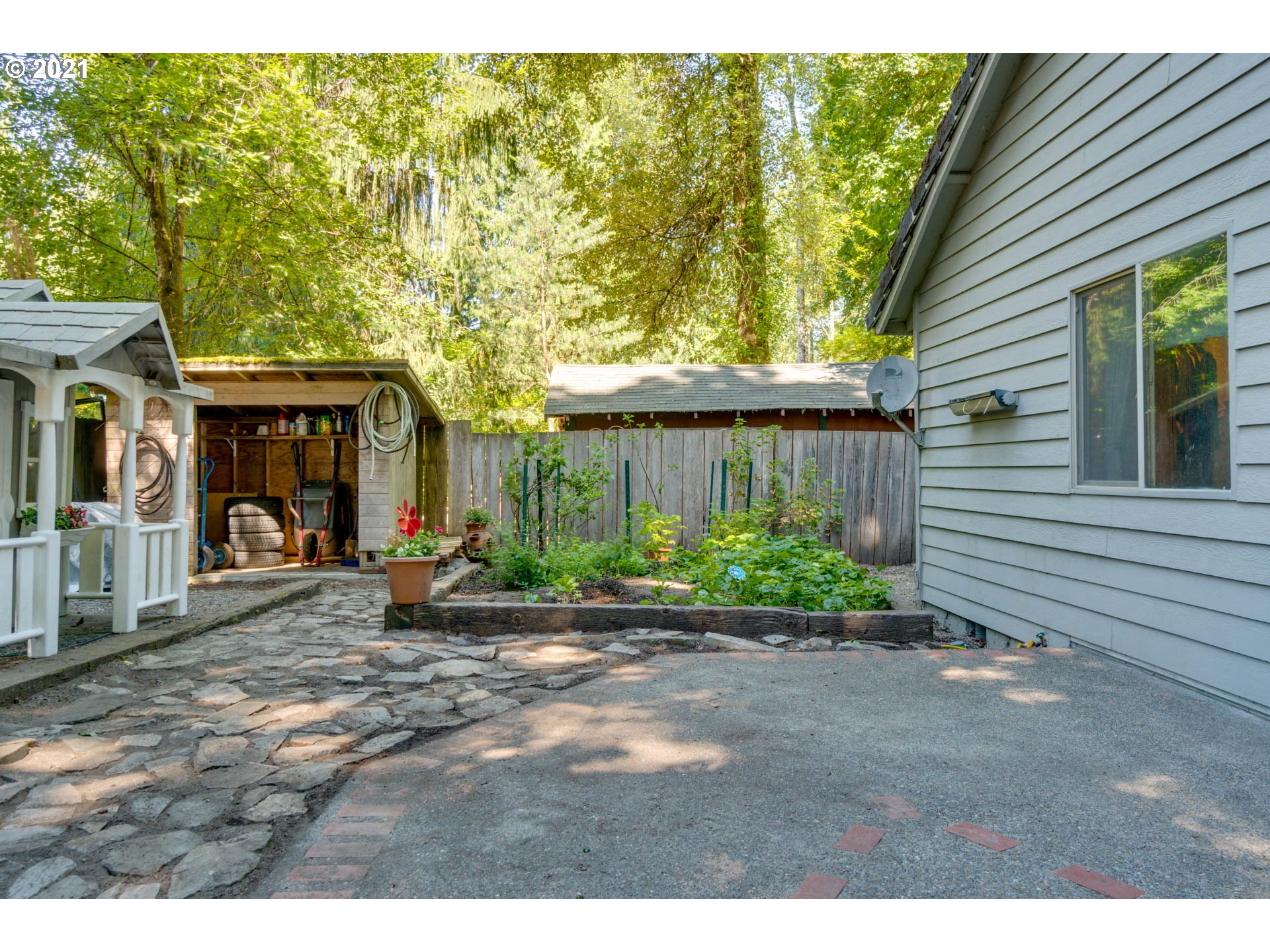 65540 East Timberline Drive Rhododendron, OR 97049 - Photo 29 of 32