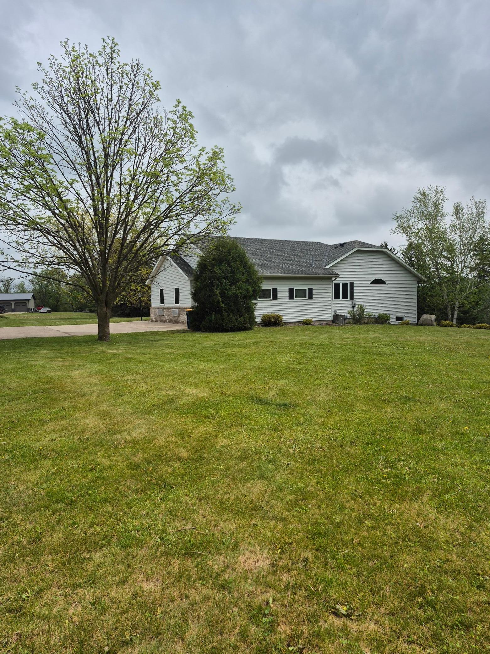 101 North Ridge Road Kenyon, MN 55946 - Photo 5 of 23