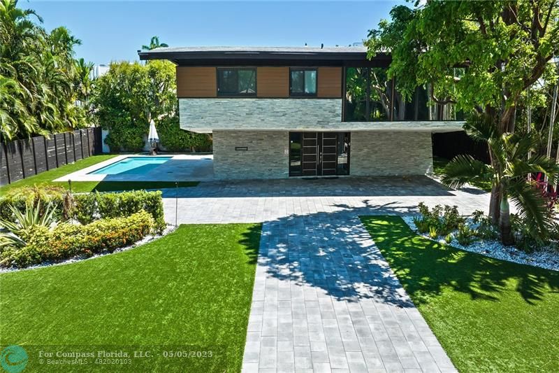 2601 NE 8th Street modern home for sale