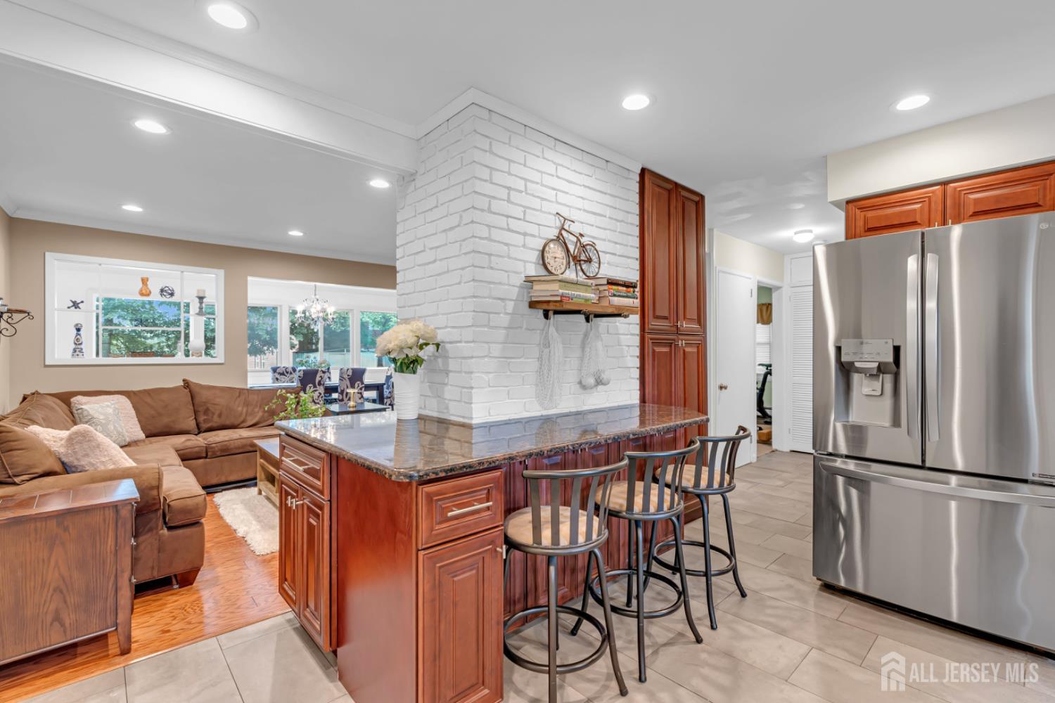 90 Ridge Road Colonia, NJ 07067 - Photo 6 of 23