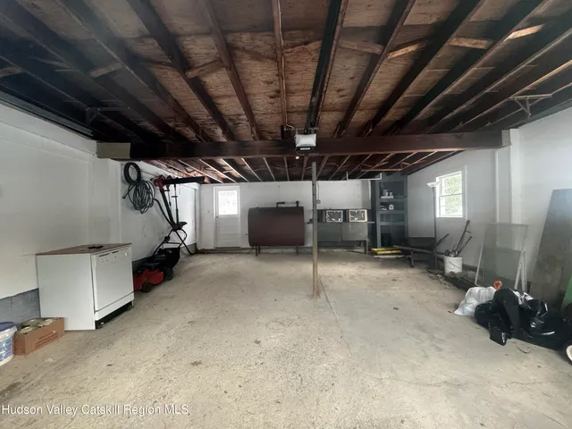 $3,200 | 18 Cherry Hill Road, New Paltz, NY 12561